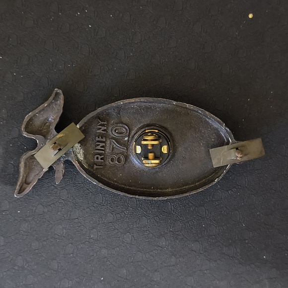 Door bell with mounting screws - Picture 2 of 4